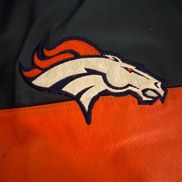 NFL Authentic Vintage Broncos Denver Broncos Leather Jacket Size Small - Picture 4 of 9